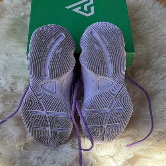 Nike Giannis Immortality 4, size 1 youth - Picture 4 of 8